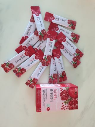 함초록 Rg+ 석류콜라겐젤리 — 4점을 준 리뷰어가 2021년 3월 올린 사용 사진
