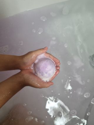 버블데이 배쓰밤 거품입욕제 버블바 6종 — 5점을 준 리뷰어가 2021년 8월 올린 사용 사진