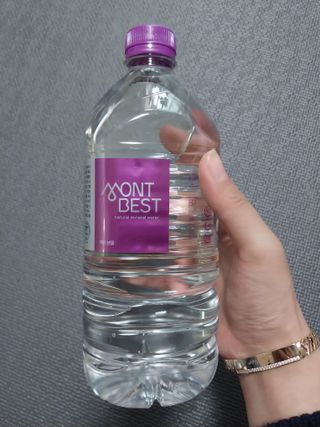 몽베스트 MONTBEST 1L 12입 — 5점을 준 리뷰어가 2022년 4월 올린 사용 사진