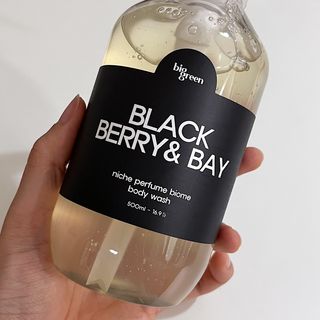 빅그린 니치 퍼퓸 바이옴바디워시 500ml(상탈, 블랙베리&베이, 블랑쉐 3종 중 택1) — 5점을 준 리뷰어가 2022년 8월 올린 사용 사진