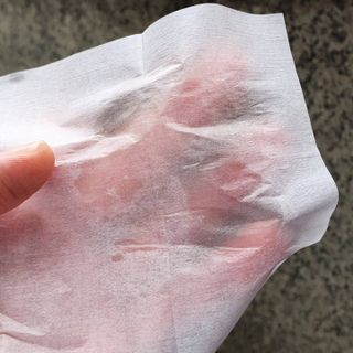 [갸스비] 메이크업은 그대로, 피지만 쏙 - BB킵 오일컨트롤 파우더 페이퍼 — 4점을 준 리뷰어가 2021년 6월 올린 사용 사진