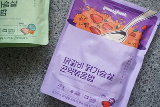 [푸딩팩토리] 요잇조잇 닭갈비 닭가슴살/김치 닭가슴살 곤약볶음밥 2종 (김치볶음밥 2개 닭갈비 볶음밥 1개) — 5점을 준 리뷰어가 2022년 7월 올린 사용 사진