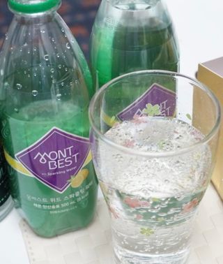 몽베스트 Montbest with Sparkling water Lemon OR Lime 20병(랜덤) — 5점을 준 리뷰어가 2022년 12월 올린 사용 사진