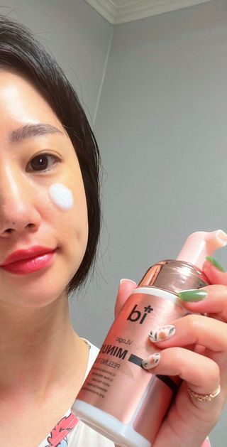 아이디플라코스메틱 아이디 브이로직 마이너스 필링 토너 110ml — 5점을 준 리뷰어가 2022년 5월 올린 사용 사진