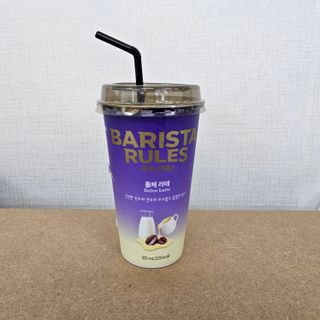 바리스타룰스 돌체 라떼 — 4점을 준 리뷰어가 2023년 4월 올린 사용 사진