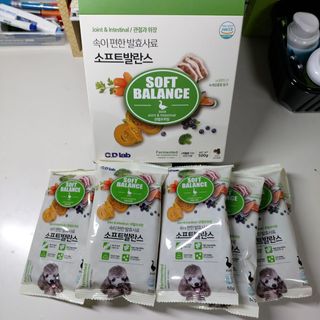 씨디랩 속이 편한 강아지 사료 소프트발란스 기호성 좋은 발효사료 피부와 위장 관절과 위장 — 5점을 준 리뷰어가 2021년 3월 올린 사용 사진