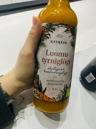 H365 [Kaskein Luomutyrniglögi] 핀란드 전통 무알콜 멀드와인 시벅톤 글로기 — 4점을 준 리뷰어가 2021년 4월 올린 사용 사진
