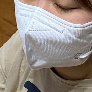 [푸름웰니스] KF94 비움 마스크 - 화이트 — 5점을 준 리뷰어가 2021년 3월 올린 사용 사진