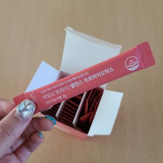 아임오 Y와이 밸런스 프로바이오틱스 30포 — 5점을 준 리뷰어가 2021년 8월 올린 사용 사진