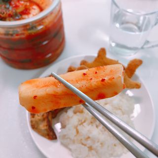 셰프애찬 알타리김치 총각김치 1kg — 5점을 준 리뷰어가 2022년 10월 올린 사용 사진