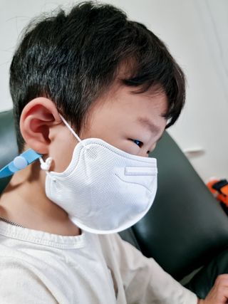 아토팜 블라블라 황사방역 마스크 KF94 — 5점을 준 리뷰어가 2021년 9월 올린 사용 사진