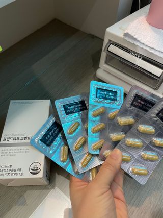 메디타민 원헌드레드 그린프로폴리스 — 5점을 준 리뷰어가 2021년 11월 올린 사용 사진
