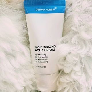 더마포레스트 모이스처라이징 아쿠아크림 / 수분크림 히알루론산 펩타이드 보습 미백 주름개선 — 4점을 준 리뷰어가 2021년 7월 올린 사용 사진