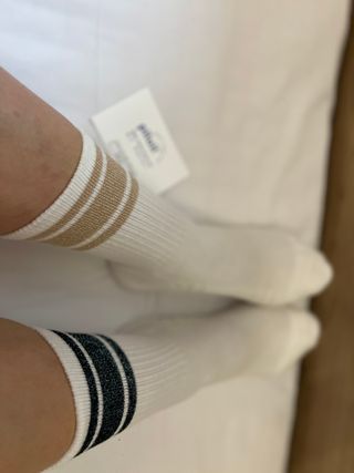 [사이즈가 있는 양말 필로이] 여자 골프 스포츠 중목 양말 2족 세트【 S, M, L 】3가지 사이즈 — 5점을 준 리뷰어가 2022년 9월 올린 사용 사진