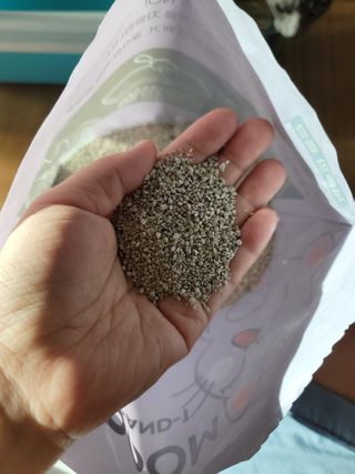 겟플렉스 켓플렉스 캣츠룸BS-1 고양이모래 4kg — 5점을 준 리뷰어가 2021년 1월 올린 사용 사진