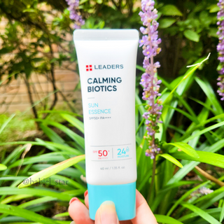 리더스코스메틱 리더스 카밍 바이오틱스 선 에센스 SPF 50+ PA++++ — 5점을 준 리뷰어가 2022년 7월 올린 사용 사진
