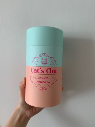 페페로니 잘 먹는 캣츄 - 무항생제 닭고기 12개 + 알래스카 연어 12개 — 5점을 준 리뷰어가 2021년 7월 올린 사용 사진