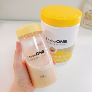 프로티원 단백질쉐이크 곡물맛 2주분 1통+보틀 — 5점을 준 리뷰어가 2021년 4월 올린 사용 사진