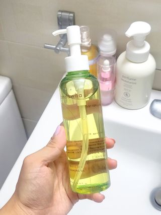 스킨큐어 산다화 순한 클렌징 동백 오일 200ml — 5점을 준 리뷰어가 2023년 8월 올린 사용 사진