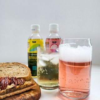 더그레잇티 콤부차 [매일유업] 더그레잇티 44kcal 콤부차 300ml *12개입 (오리지널 6개+베리리치 6개) — 5점을 준 리뷰어가 2023년 7월 올린 사용 사진