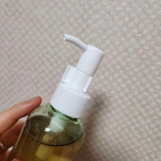 스킨큐어 산다화 순한 클렌징 동백 오일 200ml — 5점을 준 리뷰어가 2023년 5월 올린 사용 사진