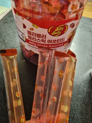젤리벨리 젤리스틱 어쏘티드 900g — 5점을 준 리뷰어가 2022년 8월 올린 사용 사진