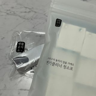 [생활공작소] 변기크리너 스틱 + 리필 12개 세트 — 4점을 준 리뷰어가 2021년 3월 올린 사용 사진