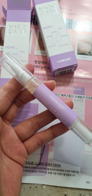 뷰젤 매직케어 네일솔루션 손발톱 보습 영양제 펜슬타입 5ml — 5점을 준 리뷰어가 2022년 3월 올린 사용 사진