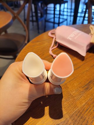 [트윙클라] 안티멜라 수딩 워터밤+안티링클 샤이닝 멀티밤 — 5점을 준 리뷰어가 2022년 8월 올린 사용 사진