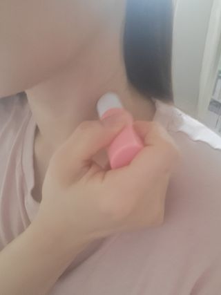 스킨큐어 산다화 카멜리아 안티 링클 멀티밤 — 5점을 준 리뷰어가 2022년 11월 올린 사용 사진