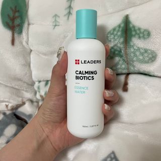 리더스코스메틱 리더스 카밍 바이오틱스 에센스 워터 — 4.5점을 준 리뷰어가 2021년 5월 올린 사용 사진