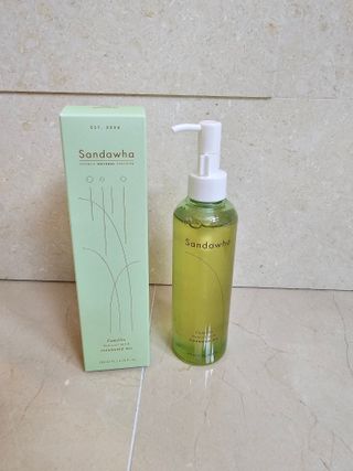 스킨큐어 산다화 순한 클렌징 동백 오일 200ml — 5점을 준 리뷰어가 2023년 4월 올린 사용 사진