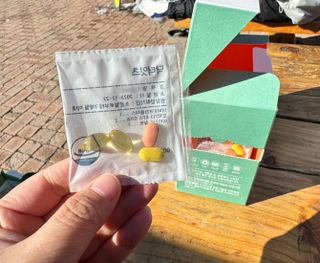 [닥터잇츠] 개인맞춤형 건강기능식품_2종 중 택 1 — 5점을 준 리뷰어가 2024년 1월 올린 사용 사진