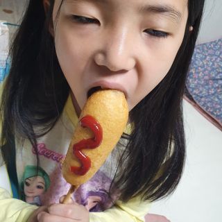 오마뎅 한우핫도그 — 5점을 준 리뷰어가 2021년 5월 올린 사용 사진