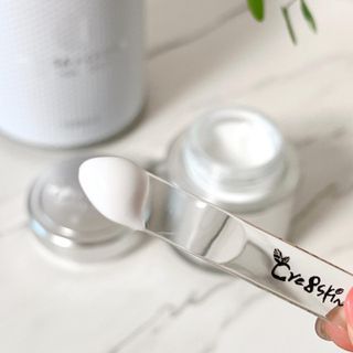 CRE8SKIN(크리에이트스킨) 화사한크림 — 4.5점을 준 리뷰어가 2022년 3월 올린 사용 사진