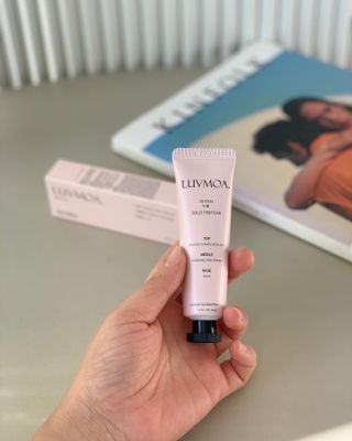 러브모아 향수 고체향수 승무원 고체향수 바르는 향수 니치향수 도손 우드세이지 앤 씨솔트 — 5점을 준 리뷰어가 2022년 12월 올린 사용 사진