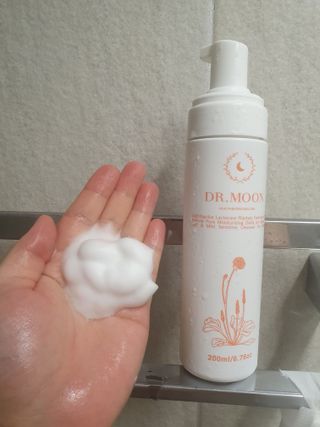 MF프리 [닥터문] 유산균 락토케어 질경초 여성청결제 200ml (폼타입) — 1점을 준 리뷰어가 2022년 7월 올린 사용 사진
