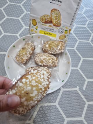 [메종콜리브리] 프랑스 마들렌 메종콜리브리 레몬 마들렌 2팩 — 5점을 준 리뷰어가 2022년 2월 올린 사용 사진