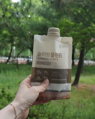 일일하우 슬리밍 플랜B 고소한 귀리맛, 진한 카카오맛 (체중조절식) — 5점을 준 리뷰어가 2023년 5월 올린 사용 사진