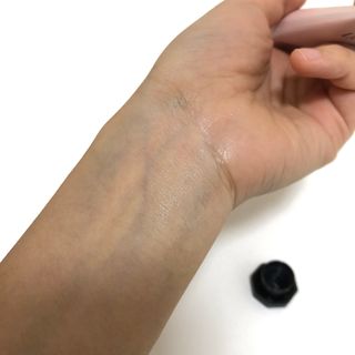 러브모아 향수 고체향수 승무원 고체향수 바르는 향수 니치향수 도손 우드세이지 앤 씨솔트 — 5점을 준 리뷰어가 2023년 1월 올린 사용 사진
