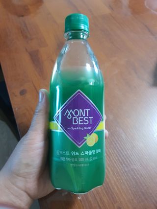 몽베스트 Montbest with Sparkling water Lemon OR Lime 20병(랜덤) — 5점을 준 리뷰어가 2021년 10월 올린 사용 사진