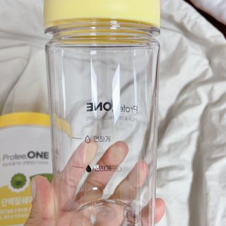 프로티원 단백질쉐이크 녹차맛 2주분 1통+보틀 — 5점을 준 리뷰어가 2021년 5월 올린 사용 사진