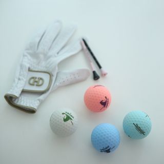 더위치골프(thewitchgolf) 프리미엄 골프 공 더위치골프 매트 펄 컬러의 3피스볼 더위치골프 골프볼 선물세트 — 5점을 준 리뷰어가 2023년 9월 올린 사용 사진