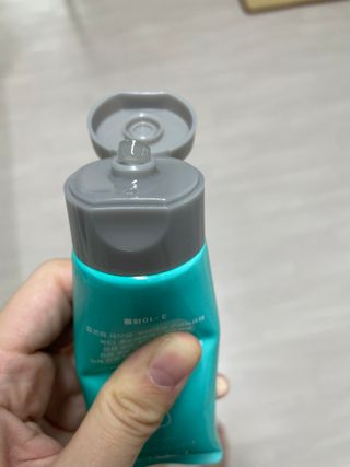 치과에서 쓰는 치약 _ 라벨제로 저불소 꼬마, 키즈, 유아, 베이비, 주니어 안전한 어린이치약 — 5점을 준 리뷰어가 2023년 1월 올린 사용 사진