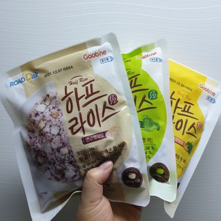 굽네몰 [굽네] 소맛닭X하프라이스 든든 한끼 세트 10팩 — 5점을 준 리뷰어가 2021년 6월 올린 사용 사진