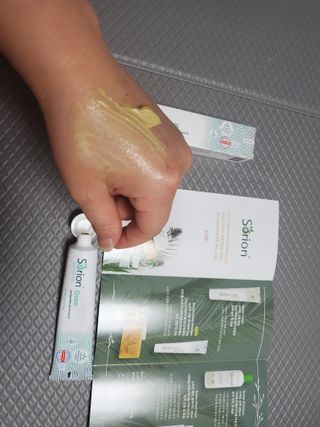 건선/아토/습진/민감성 피부 천연보습진정크림 소리온 크림 & 센시티브 크림 50g — 5점을 준 리뷰어가 2022년 1월 올린 사용 사진