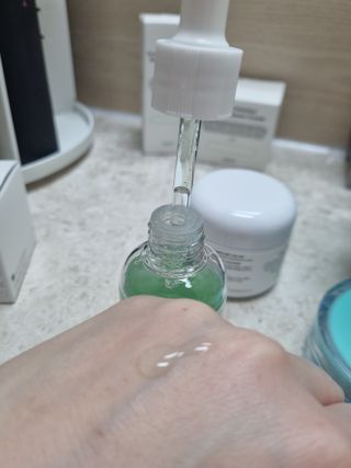 [녹산] 그린 솔루션 멀티 수분 앰플 + 그린 솔루션 멀티 수분크림 — 5점을 준 리뷰어가 2022년 10월 올린 사용 사진
