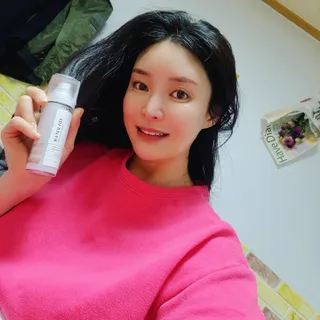 가치 WATERFOX(워터폭스)-엑토인 시카-비옴 하이 워터 크림 (100ml) — 5점을 준 리뷰어가 2023년 3월 올린 사용 사진