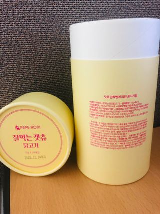 페페로니 잘 먹는 캣츄 - 무항생제 닭고기 24개입 — 5점을 준 리뷰어가 2021년 7월 올린 사용 사진