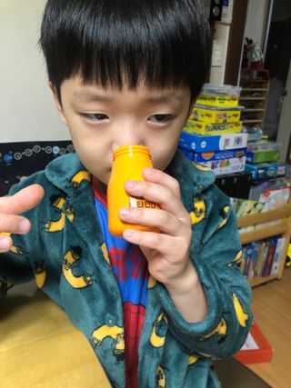 앙팡 츄어블 비타민D 1000 IU 130mg x 90정 — 3점을 준 리뷰어가 2022년 10월 올린 사용 사진